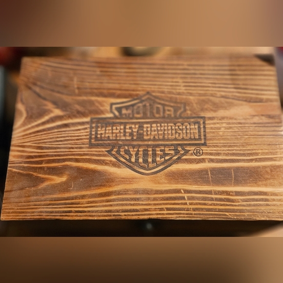 Harley-Davidson Silver and Clear Glass Set - Picture 3 of 4